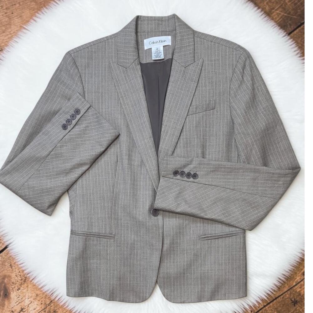 Calvin Klein Gray Light Blush Pink Pinstripe Single Button Wool Blend Blazer 10